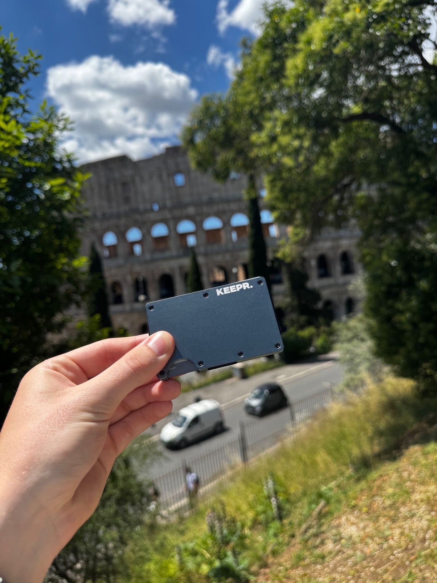Keepr Wallet compact in gebruik